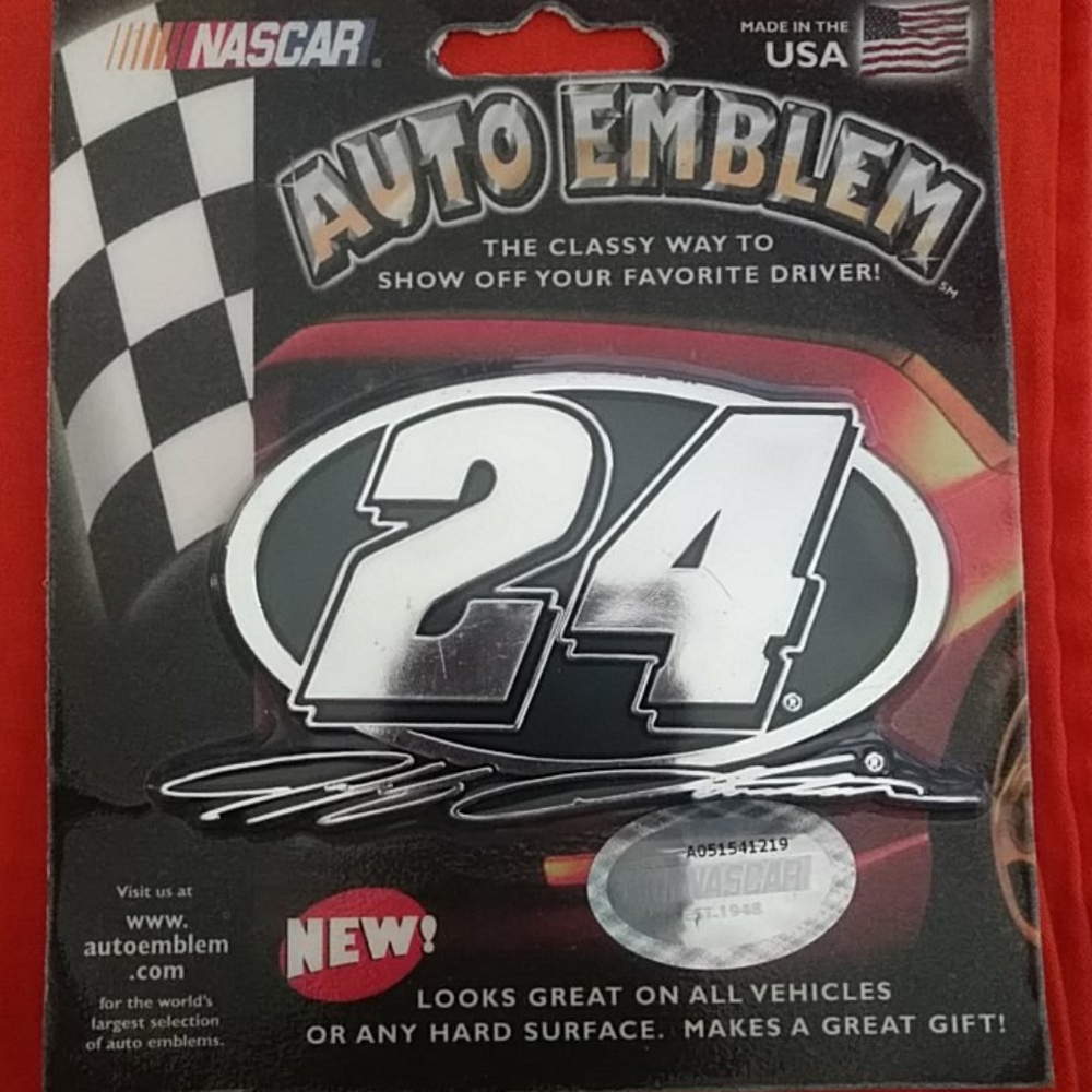 AUTO EMBLEM #24 NEW